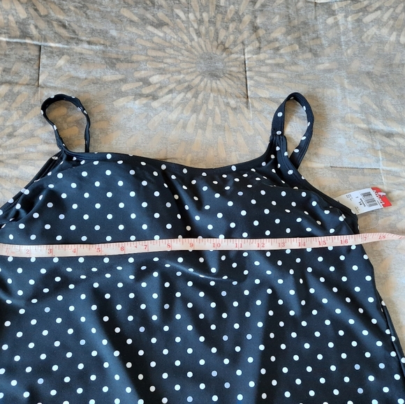 Basic Editions NWT swim top size 14 - Picture 14 of 14